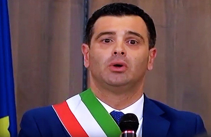 Avellino – Il sindaco Festa: non riapro le scuole il 14 settembre, sarebbe inutile e pericoloso