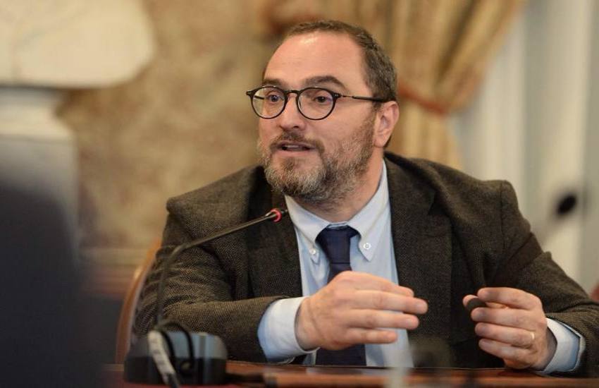 Crisi della Giunta Orlando: Sinistra Comune non vota il bilancio e l’assessore Catania si sospende
