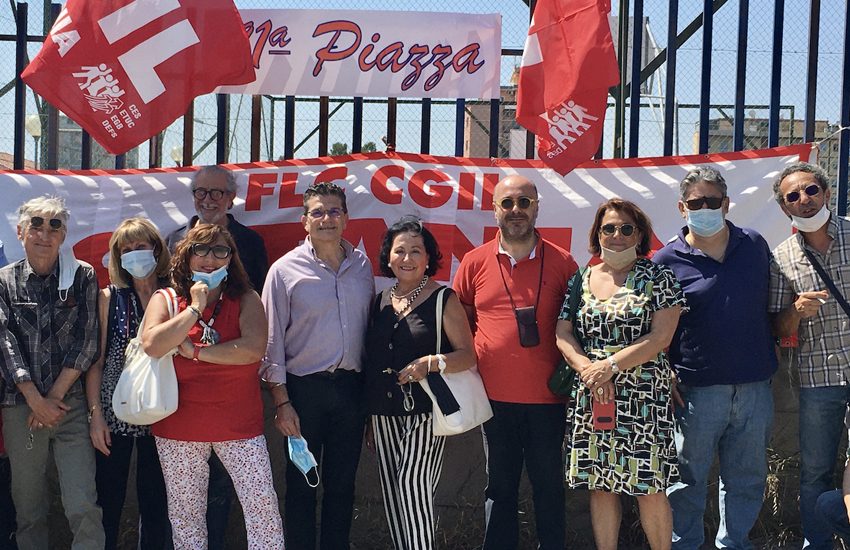 Cgil e Flc Cgil in piazza anche a Catania per chiedere riapertura delle scuole a settembre in sicurezza