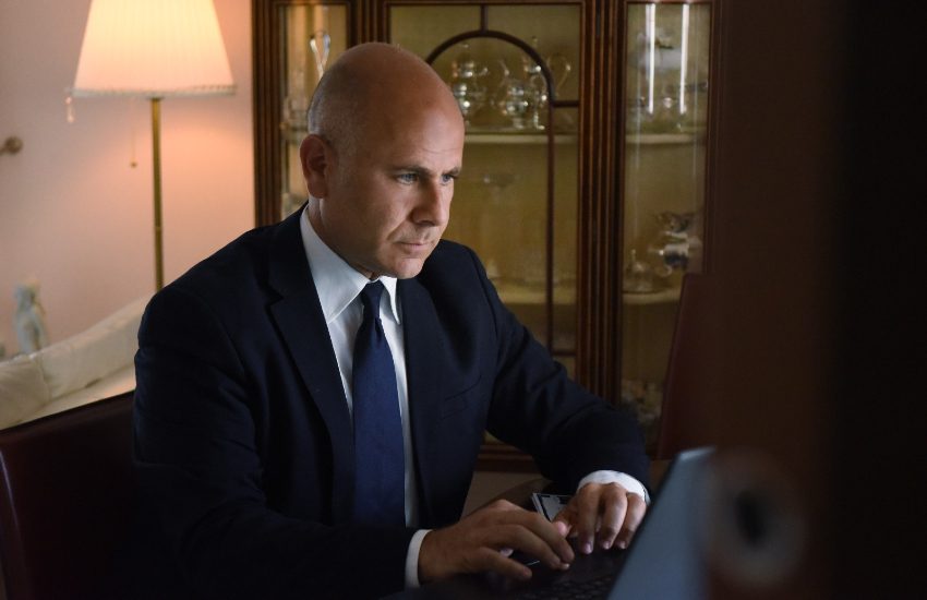 Parlamento Europeo, misure anti Covid, De Meo chiede una moratoria per le aziende in difficoltà