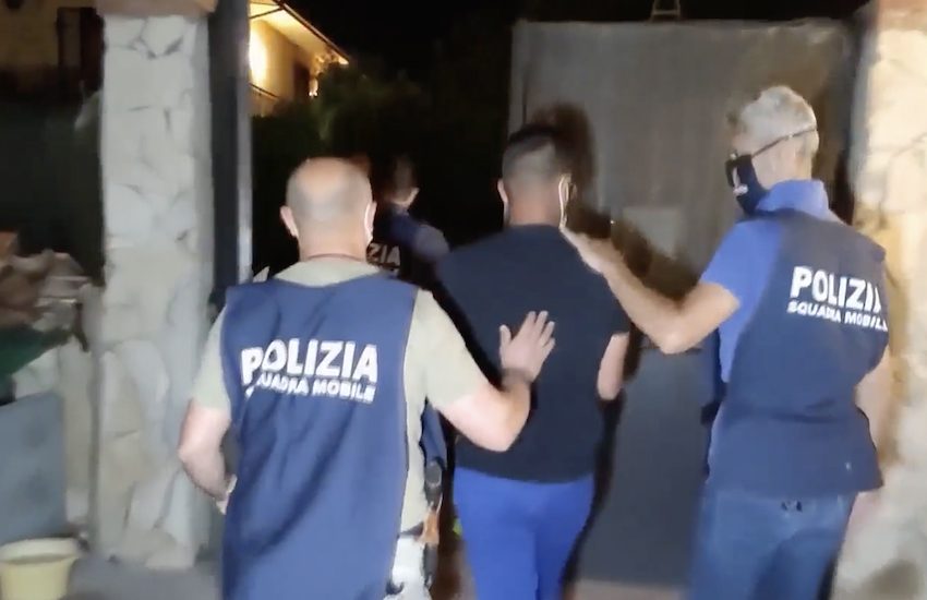Mafia, 46 arresti nell’operazione Camaleonte, smantellati gruppi del clan Cappello-Bonaccorsi