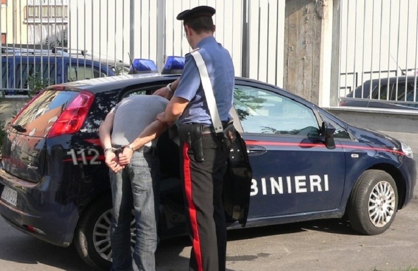 Terrasini, sgominata banda di rapinatori attiva anche su Palermo. Arrestato 33enne, carabinieri sulle tracce dei complici