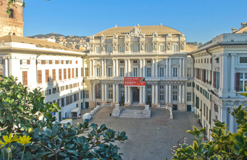 Palazzo Ducale, Bizzarri  finisce sotto esame: cresce la tensione con Comune e Regione
