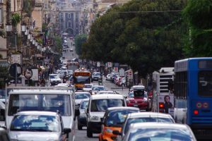 Stop ai diesel Euro 5, arriva la proroga: il blocco slitta al 2027