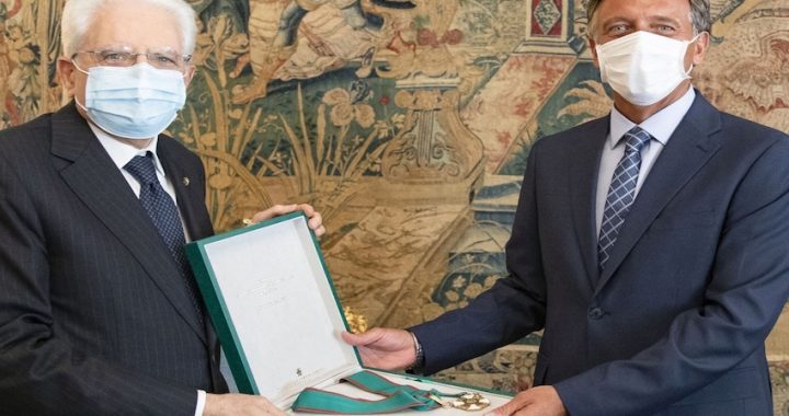 Mattarella nomina Commendatore il comandante Arma