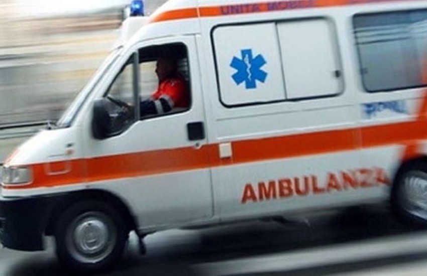 ambulanza 118 incidente ciclista