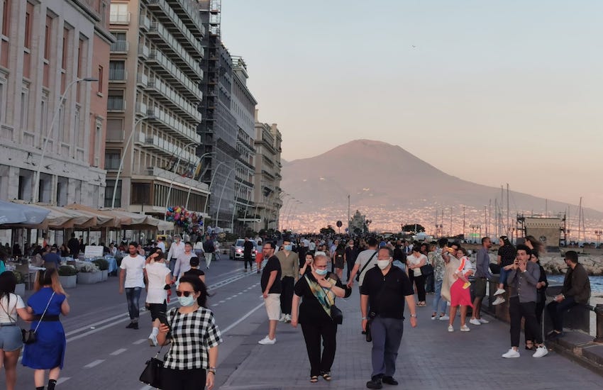 Profondo rosso, il grido d’allarme della Confesercenti: rischiano 47.000 aziende e 140.000 lavoratori