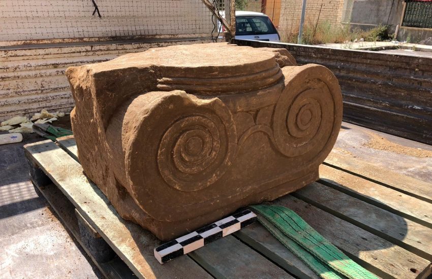 Ritrovato capitello ionico