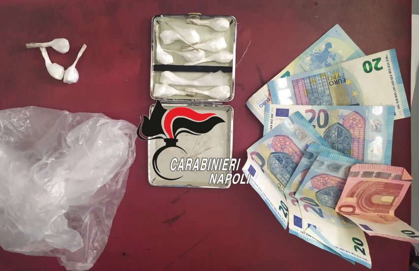 Pozzuoli: Carabinieri arrestano pusher 50enne