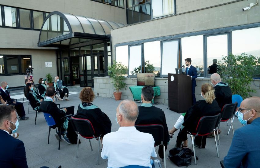 A Messina laurea “in terrazza” sullo Stretto