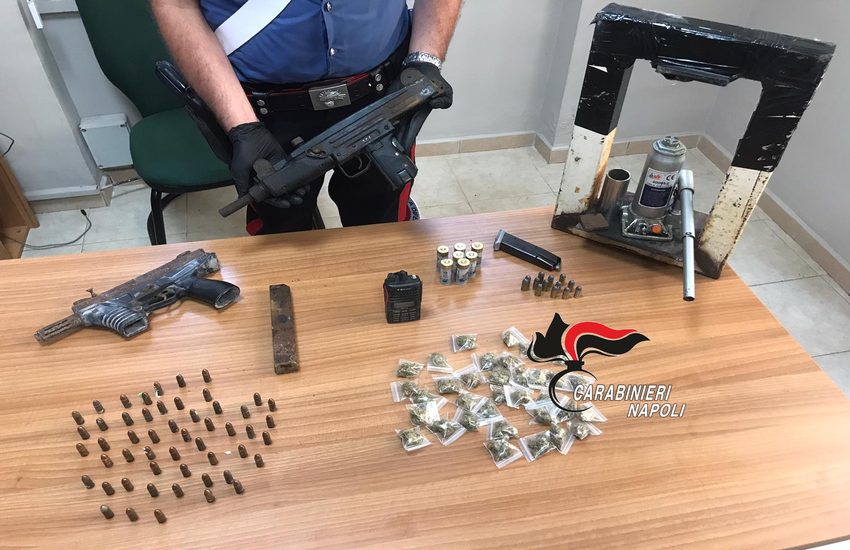 Torre Annunziata, vasta operazione di controllo nel Quadrilatero delle carceri. Rinvenuto un vero arsenale