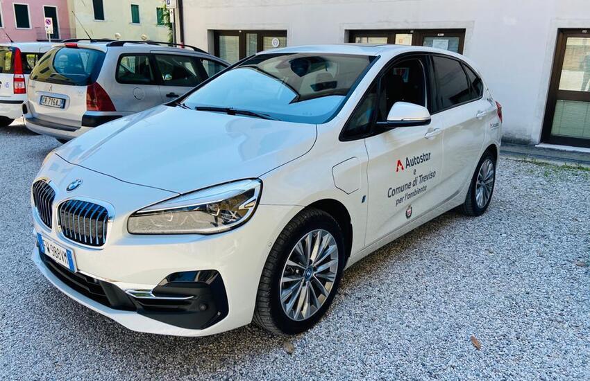 AUTO IBRIDA PER IL COMUNE DI TREVISO