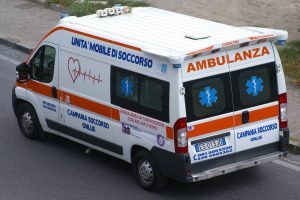 Tragedia a Pasquetta: muore a 18 anni durante una giornata in famiglia