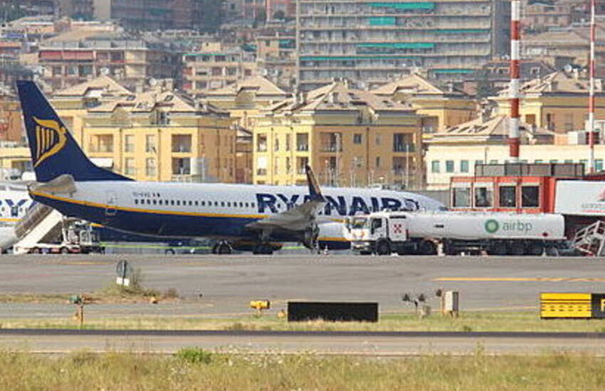 Aeroporti: Ryanair attiva voli Genova-Napoli dal 27 ottobre