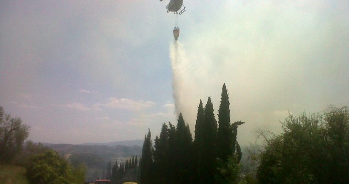 Vietato accendere fuochi da oggi per 2 mesi