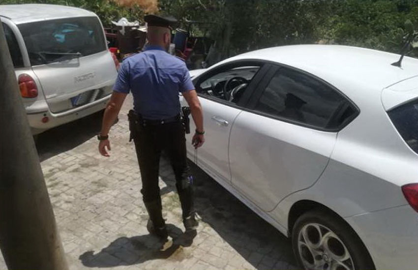 Palagonia, traffico auto rubate: in cinque arrestati dai carabinieri di Caltagirone