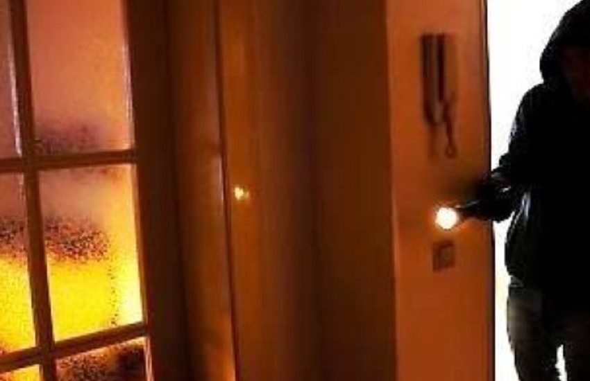 Terrore nel Salento. Anziano si sveglia con i rapinatori in casa e badante rinchiusa in stanza