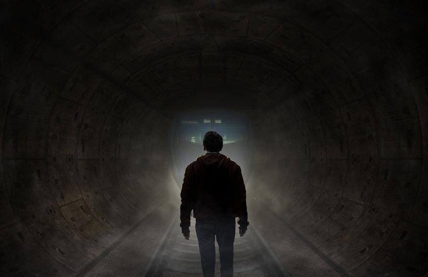 Tenta il suicidio. “Angeli” lo salvano