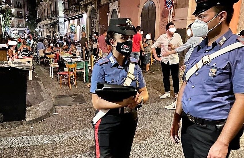 Catania controlli nel centro storico, scoperti lavoratori in nero e alimenti non tracciati
