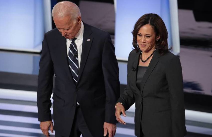 Biden presenta la sua vice Harris: “Tosta e intelligente”. Trump: “Perfetti insieme ma sbagliati per l’America”