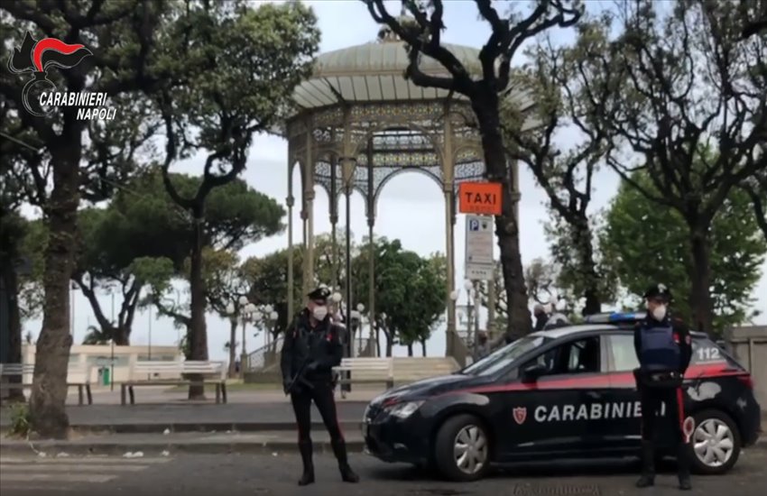 Castellammare di Stabia, arrestato il latitante Giovanni D’Alessandro. Fermate 29 persone nell’Operazione Domino (VIDEO)