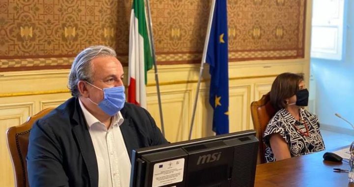 EMILIANO PREFETTURA vertice coronavirus covid prefetti