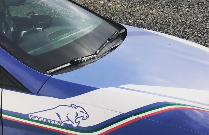 Ruba l’auto alla sua ex e poi fugge dopo un litigio. Arrestato 37enne