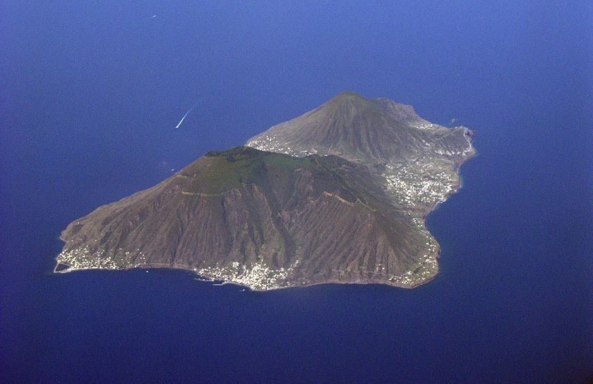 Movida a Salina: 6 esercizi ispezionati, 1 denuncia, 19 contravvenzioni