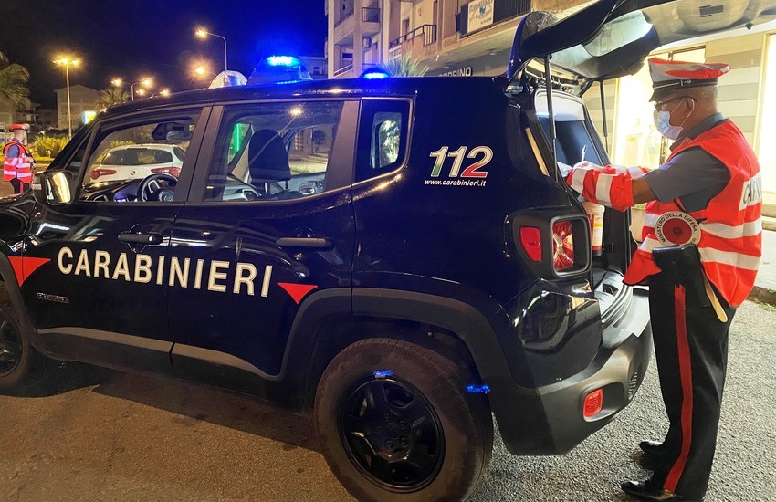 Caltagirone: controlli notturni dei Carabinieri nelle aree della movida, un arresto e una denuncia
