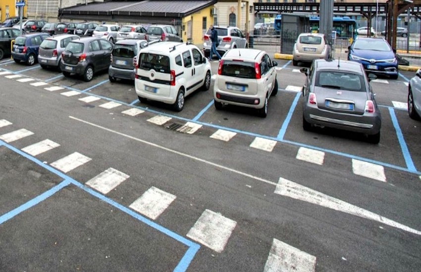 Montemurlo, parcheggio sicuro per chi va in ferie nonostante la pulizia delle strade