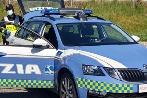 Calabria, protesta dei Tir contro il caro carburante: presidi fino al 20 ottobre