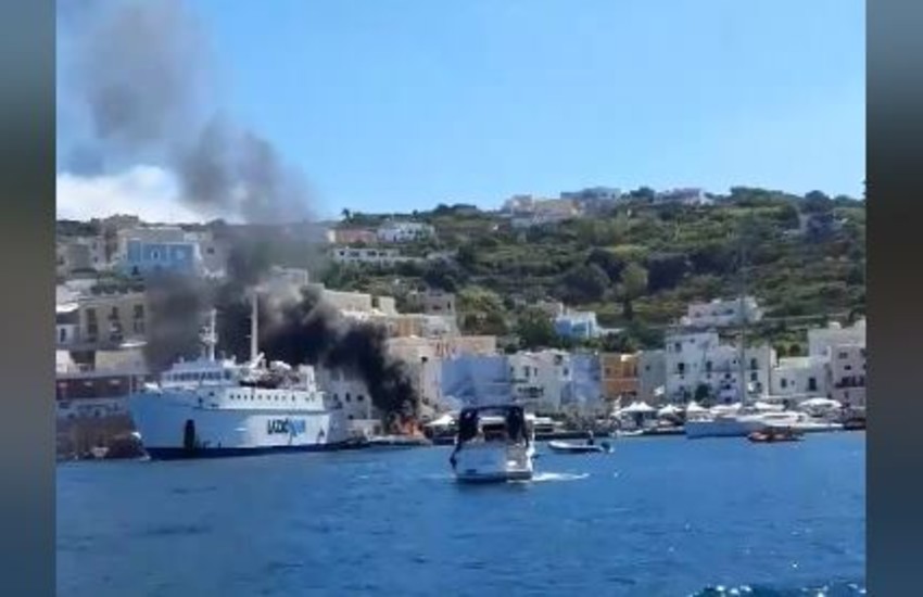 Ponza, boato al porto, poi le fiamme: due feriti