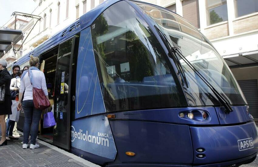 Padova, tram bloccato per una fuga di gas: tutte le modifiche