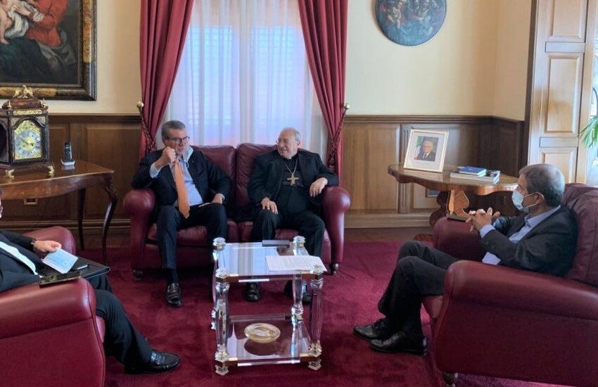 Migranti, incontro fra  Musumeci e il vescovo Marciante