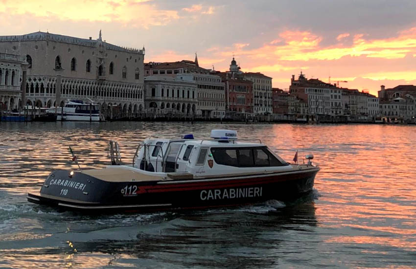 Al via campagna antiviolenza sugli autobus