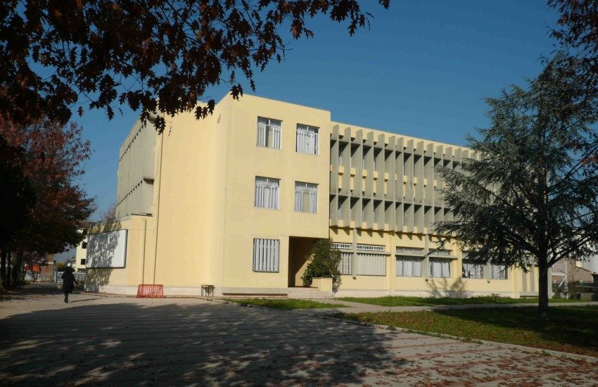 Sospetto contagio in una scuola di Cisterna; lezioni sospese in via cautelativa