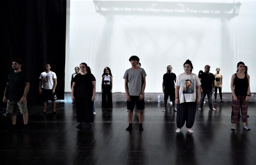 “Juliet ≡ Romeo”, nuovi talenti in scena venerdì al Teatro Mandanici di Barcellona Pozzo di Gotto