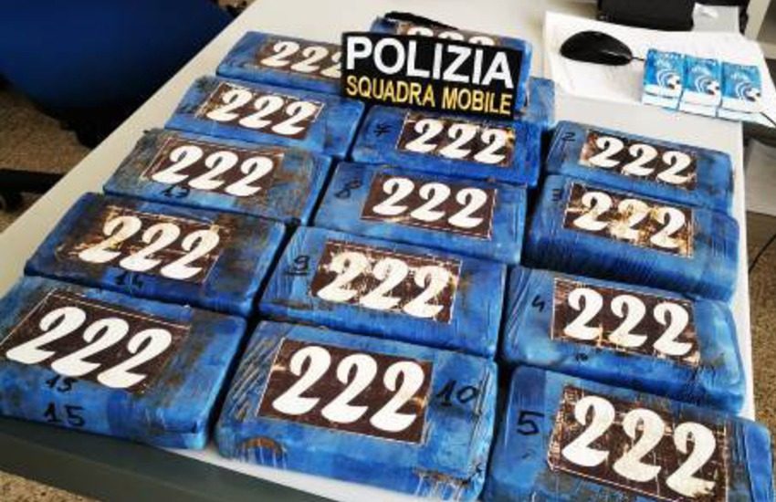 In auto con 18 Kg di cocaina, arrestato un 45enne di Copertino