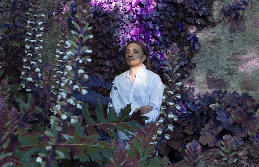 “Japan” il nuovo singolo di Leon Seti