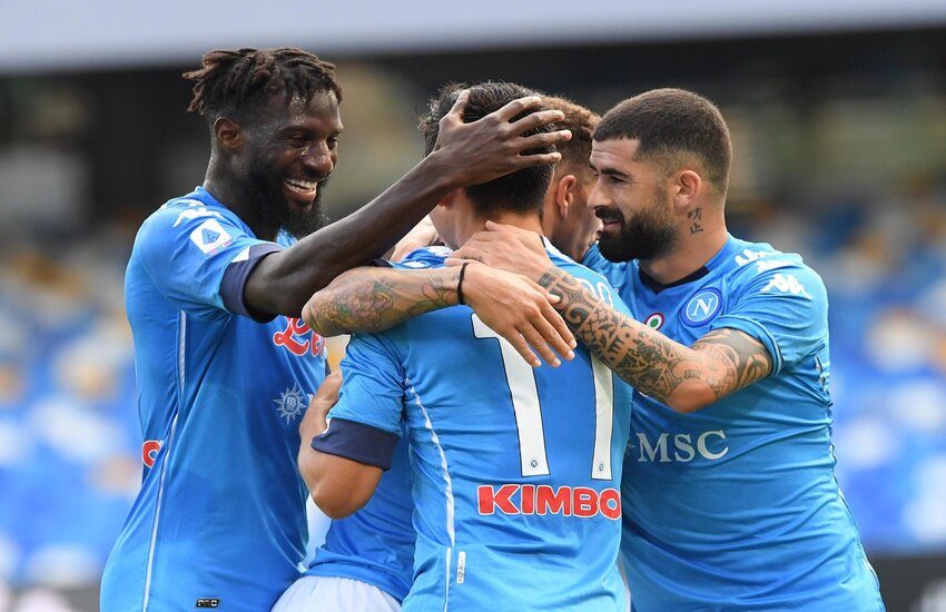 Napoli-Atalanta 4-1, un uragano azzurro spazza via la Dea. Lozano sugli scudi