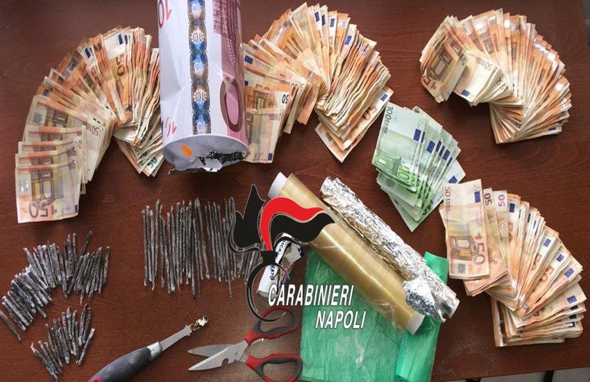 Spaccio di droga tra sacro e profano, rinvenute 10 dosi di hashish in una statua della Madonna