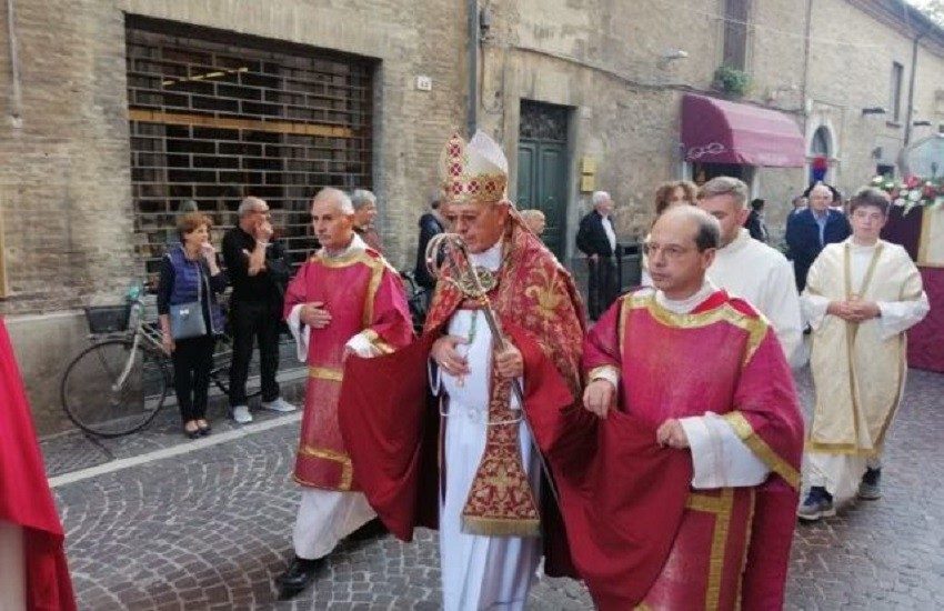 Non solo in Vaticano. La Curia di Pesaro perde 600mila euro in investimenti sbagliati