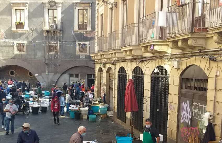 Domani giovedì 24 marzo sarà installato il primo defibrillatore comunale al mercato della Pescheria