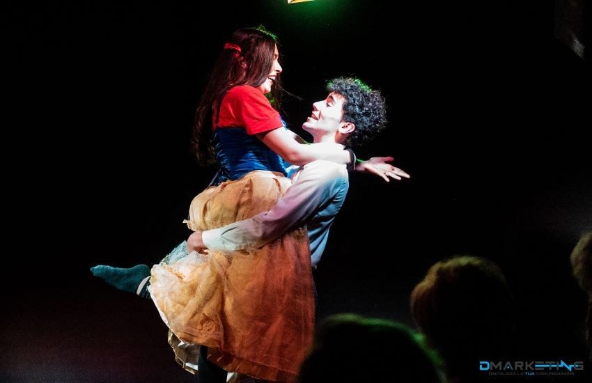 Messina, lunedì in scena “Carosello. Non solo cabaret” dei Barcollanti di Sasà Neri