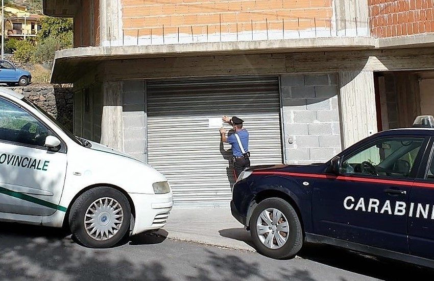 Biancavilla, sequestrate due officine abusive operanti nella medesima strada, denunciati i titolari