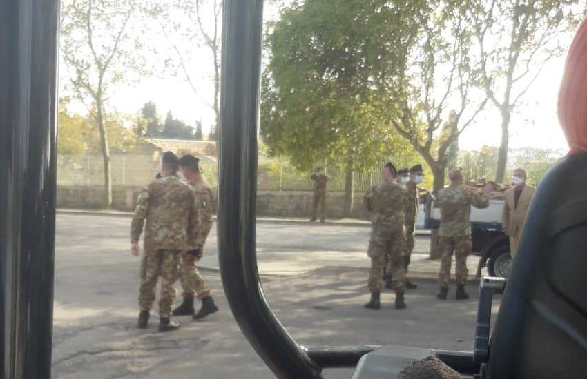 Troppi contagi a Taurisano. Arriva l’esercito per gestire i tamponi di massa