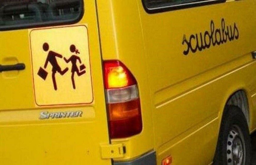 Il cuore degli Italiani. La bimba rom, a cui era stato negato lo scuolabus, non dovrà più fare 3 chilometri a piedi ogni mattina