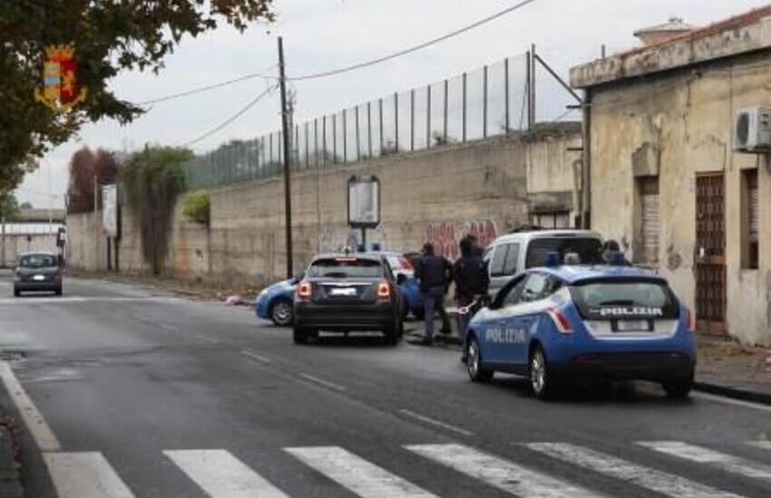 Catania, controlli anticovid della Polizia, chiuso circolo ricreativo a Picanello