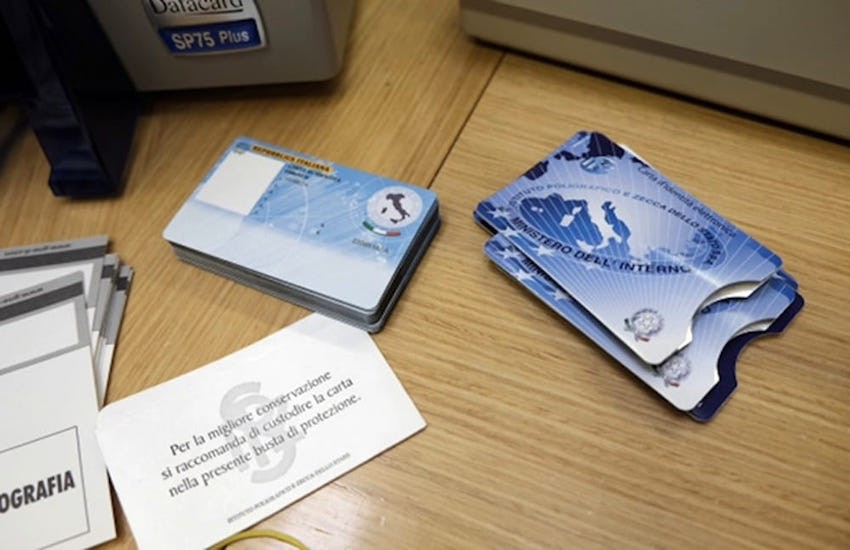 Livorno: disagi nel rilascio delle carte d’identità elettroniche