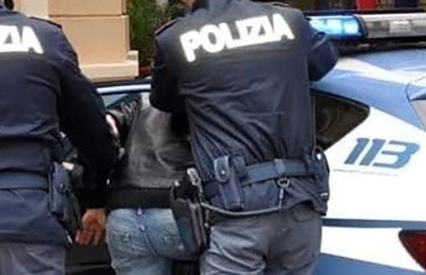 Viale Librino, rubano catalizzatore, arrestato pregiudicato